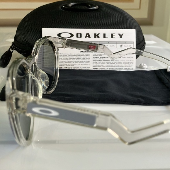 Oakley Kylian Mbappé Series Sunglasses ☀️😎🕶️ - Picture 5 of 7